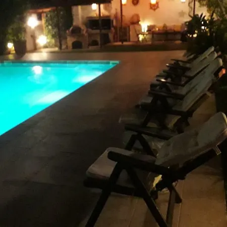 Amomos With Swimming Pool Villa